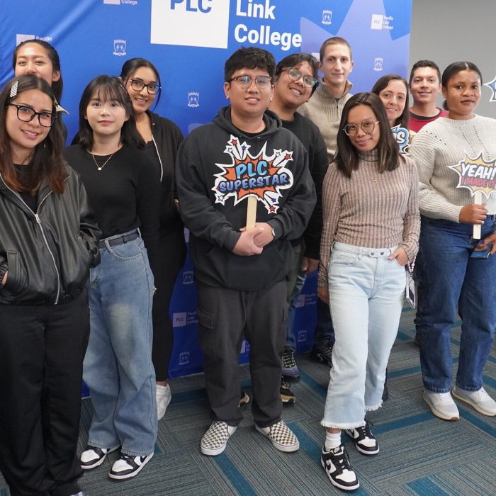 54060217215_3594161104_k